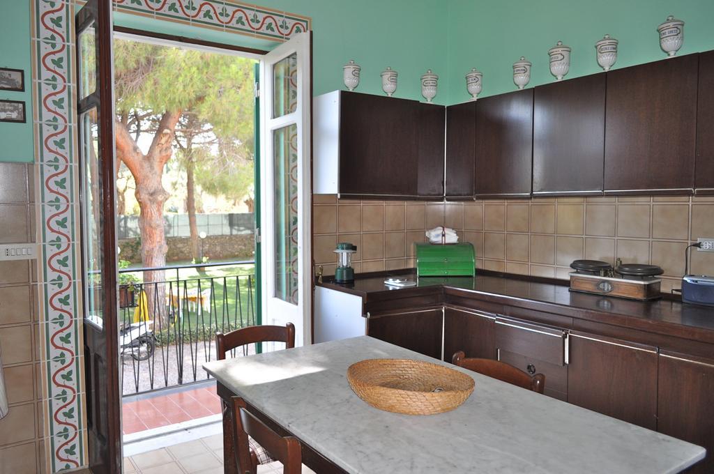 מילאצו Villa Elizabeth חדר תמונה